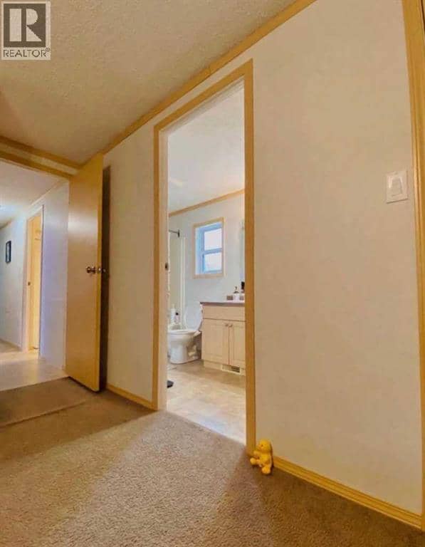 32 Dragonfly Crescent — photo 13 of 16
