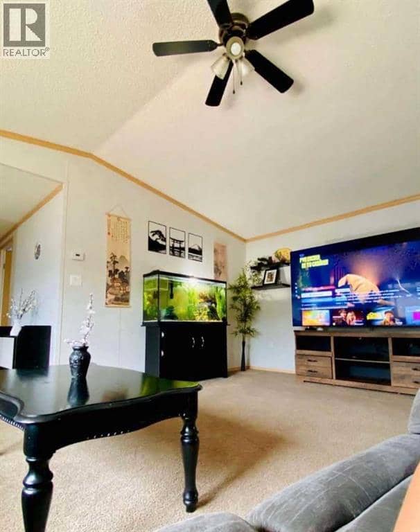 32 Dragonfly Crescent, High Level, photo 2