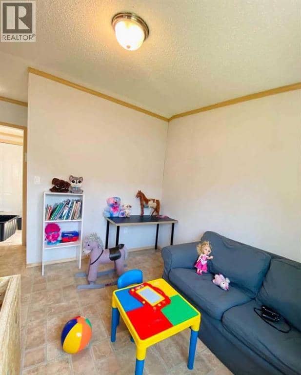 32 Dragonfly Crescent, High Level, photo 4