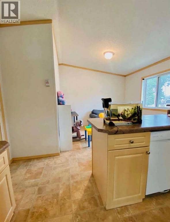 32 Dragonfly Crescent, High Level, photo 8