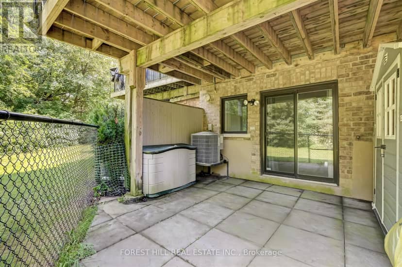 111 Powseland Crescent — photo 33 of 34