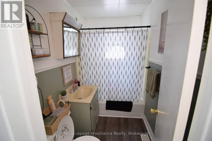119 Orchard Drive — photo 13 of 17