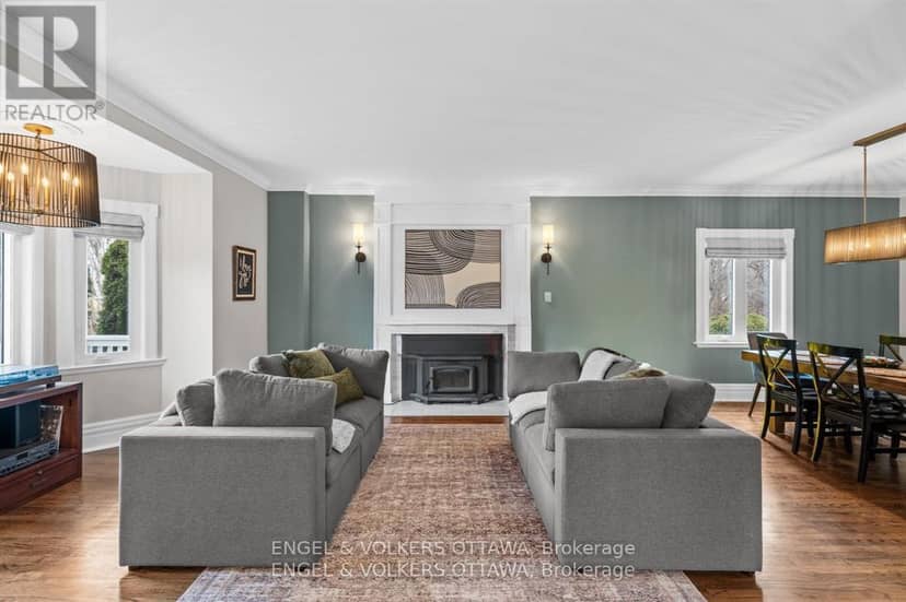 2410 Concession Road — photo 10 of 40
