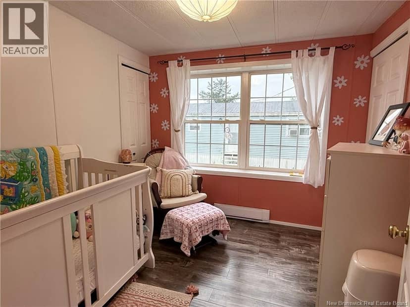 51 Travis Street — photo 16 of 24