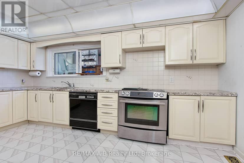 235 William Street — photo 11 of 30
