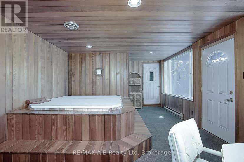235 William Street — photo 18 of 30