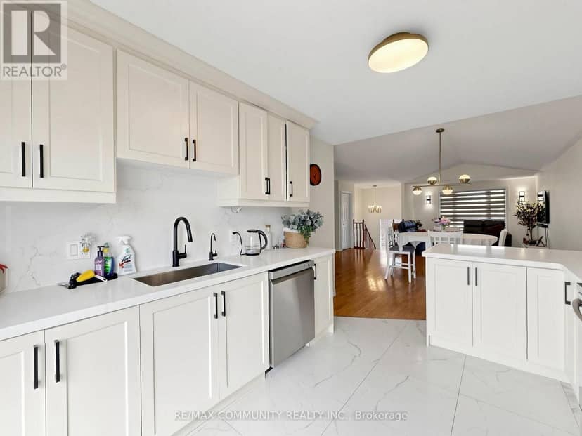 20 Landon Avenue — photo 10 of 30
