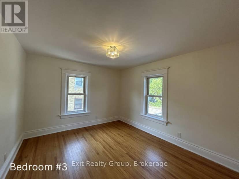 90 Byron Street — photo 29 of 40