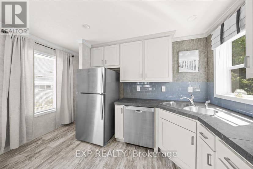 35 Vanier Road — photo 14 of 40