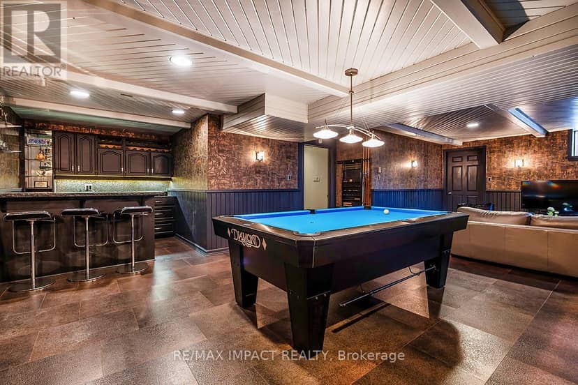 1410 Manitou Drive — photo 27 of 40