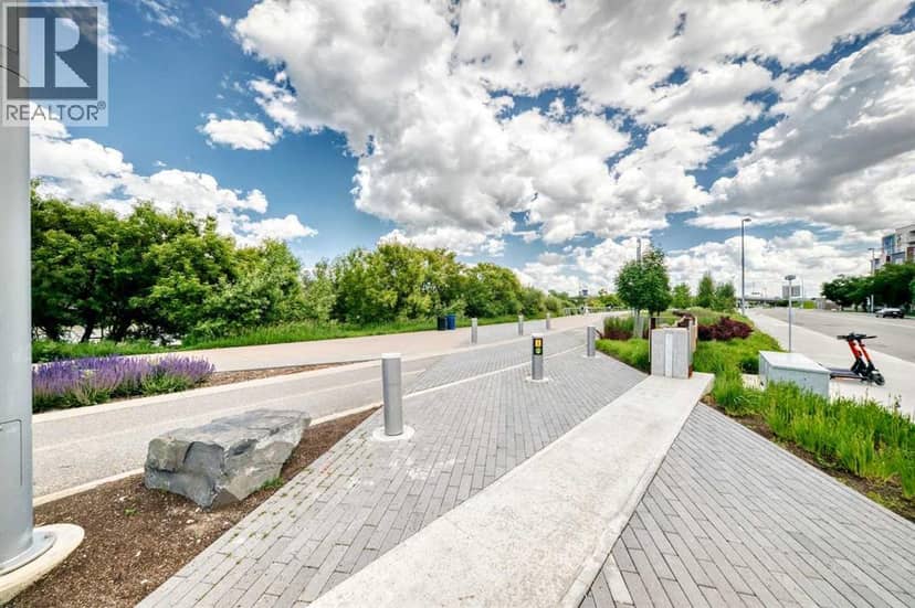 121, 333 Riverfront Avenue SE — photo 31 of 37