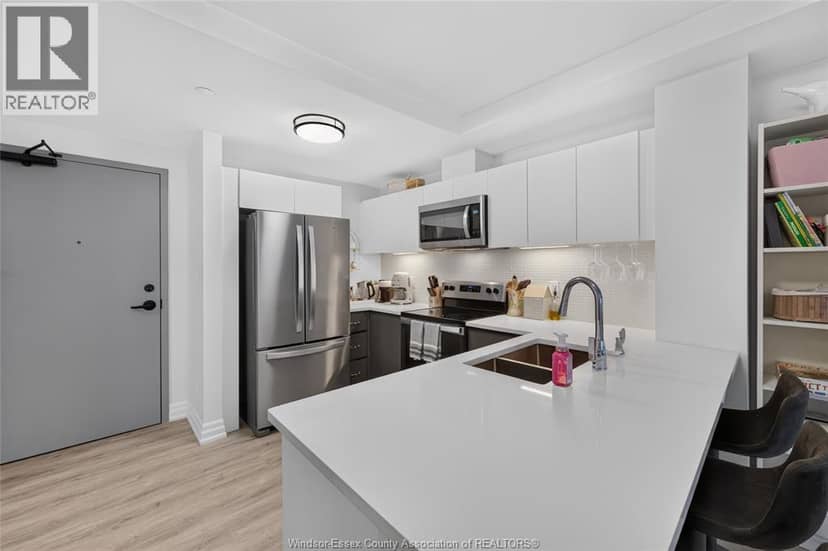 3320 STELLA CRESCENT Unit# 109 — photo 8 of 19