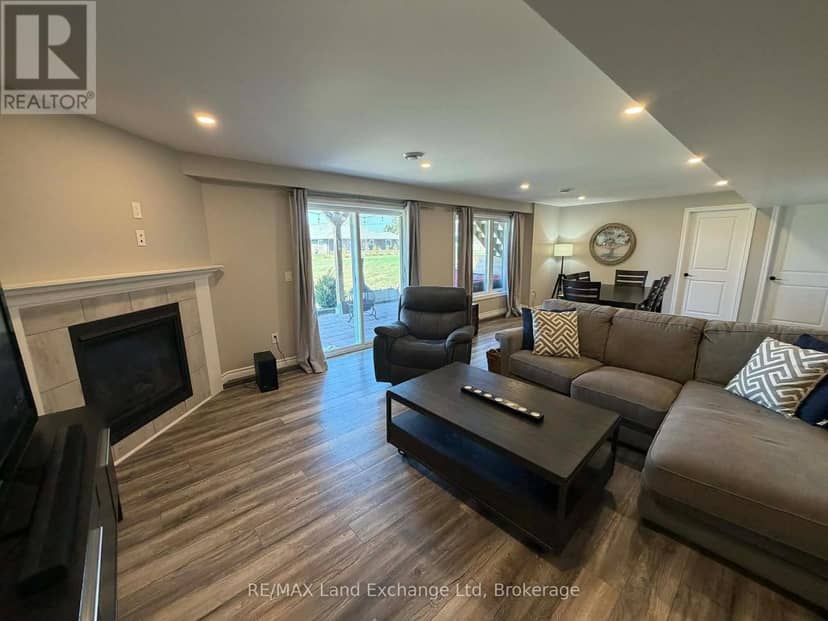 42 John Street — photo 22 of 40