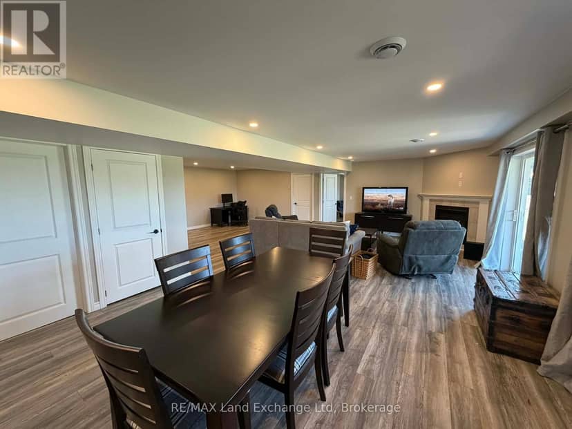 42 John Street — photo 25 of 40
