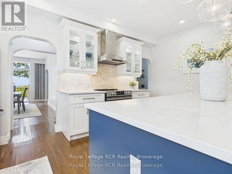 788 Lake Range Drive — photo 9 of 40