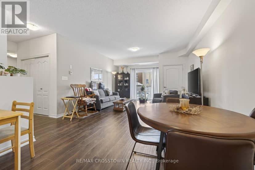 105 - 100 Dean Avenue — photo 9 of 29