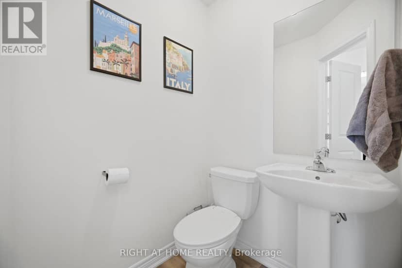 25 - 27 Rachel Drive — photo 27 of 40