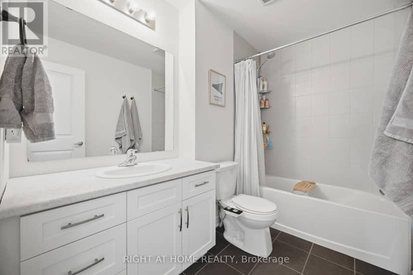 25 - 27 Rachel Drive — photo 39 of 40