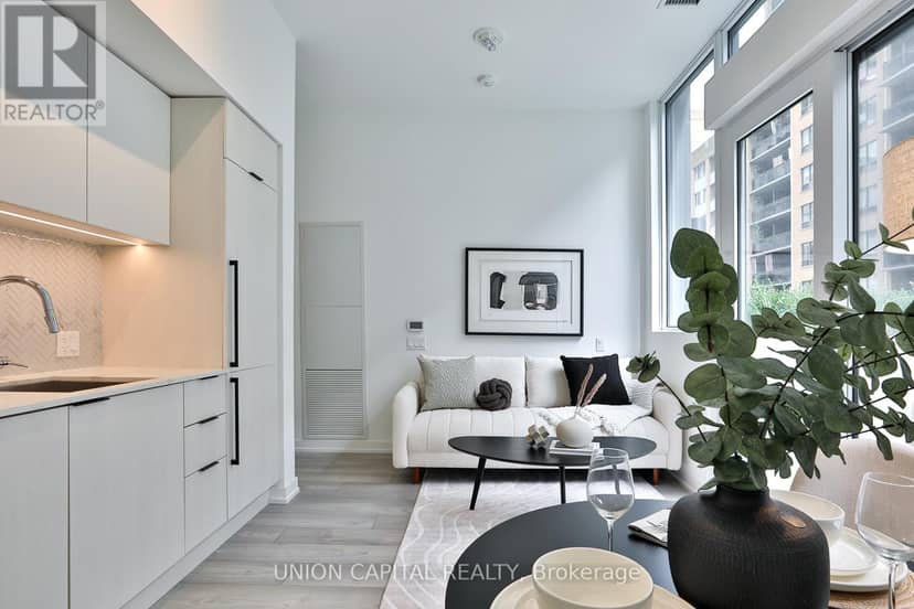 501 - 82 Dalhousie Street — photo 8 of 22