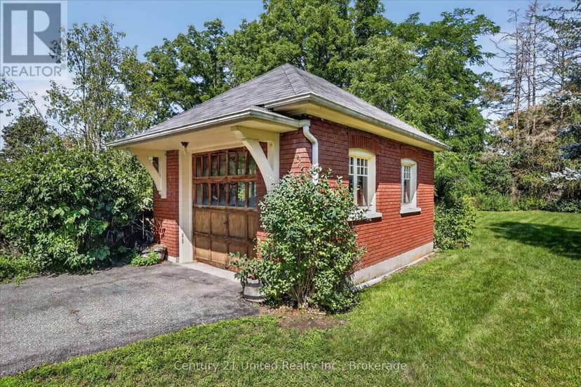 498 Weller Street — photo 37 of 40