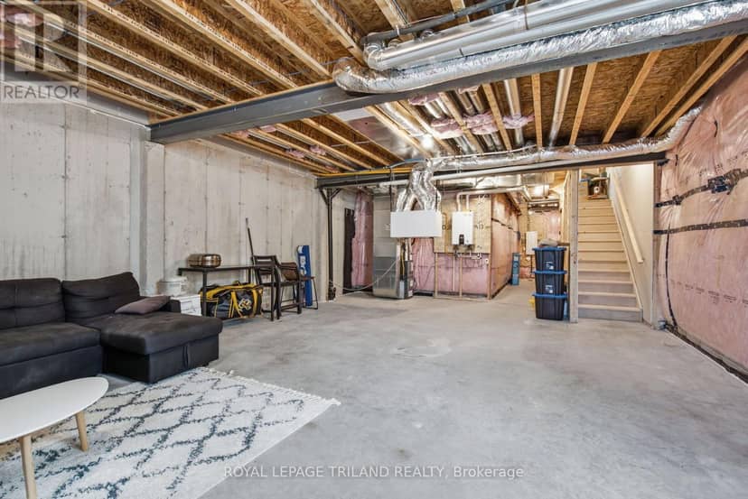 11 - 101 Swales Avenue — photo 31 of 39