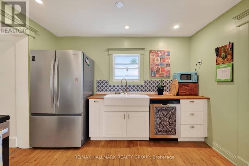 664 Center Street — photo 17 of 40