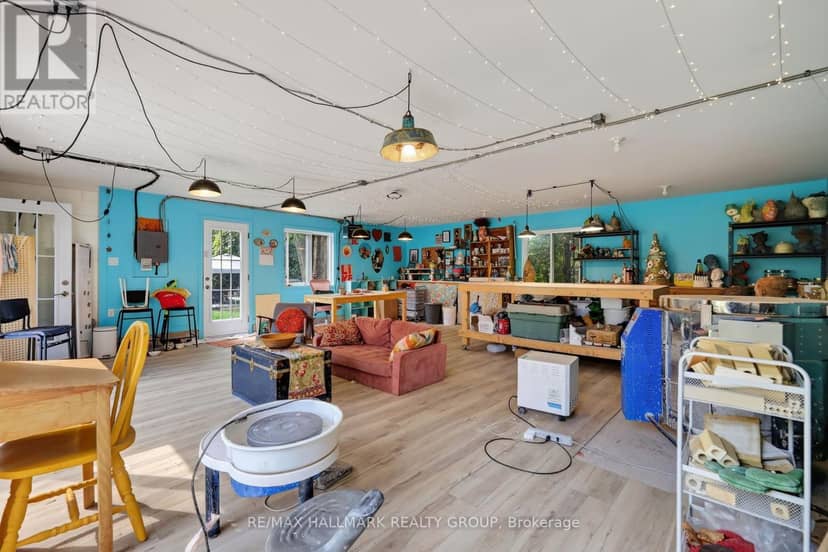 664 Center Street — photo 33 of 40