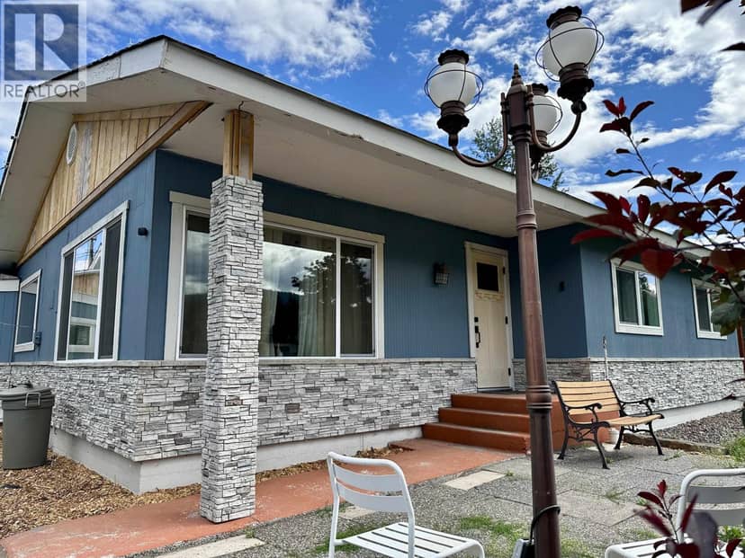 3672 BROADWAY AVENUE, Smithers, photo 4