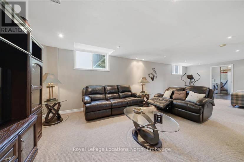 402 Ramblewood Drive — photo 21 of 40