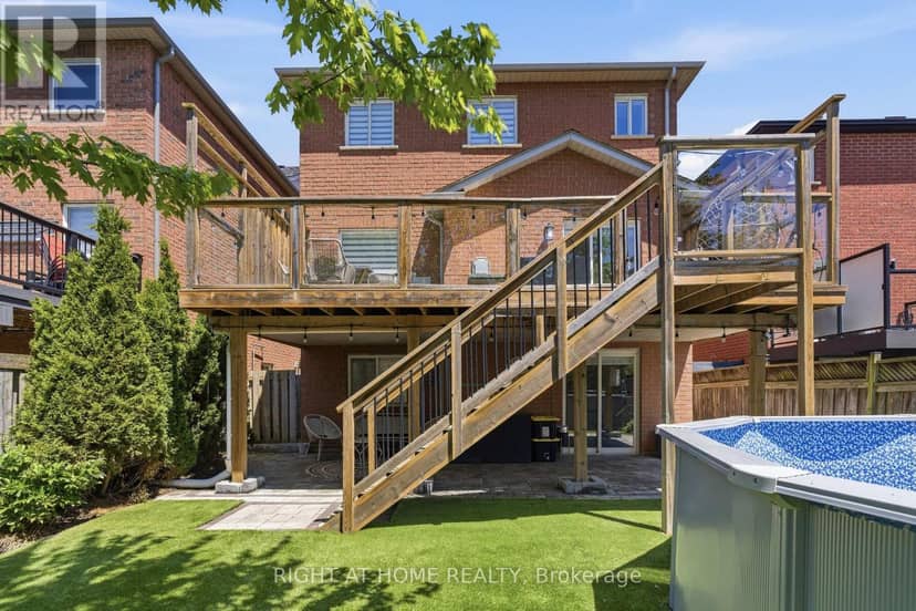 182 Mowat Crescent — photo 37 of 40