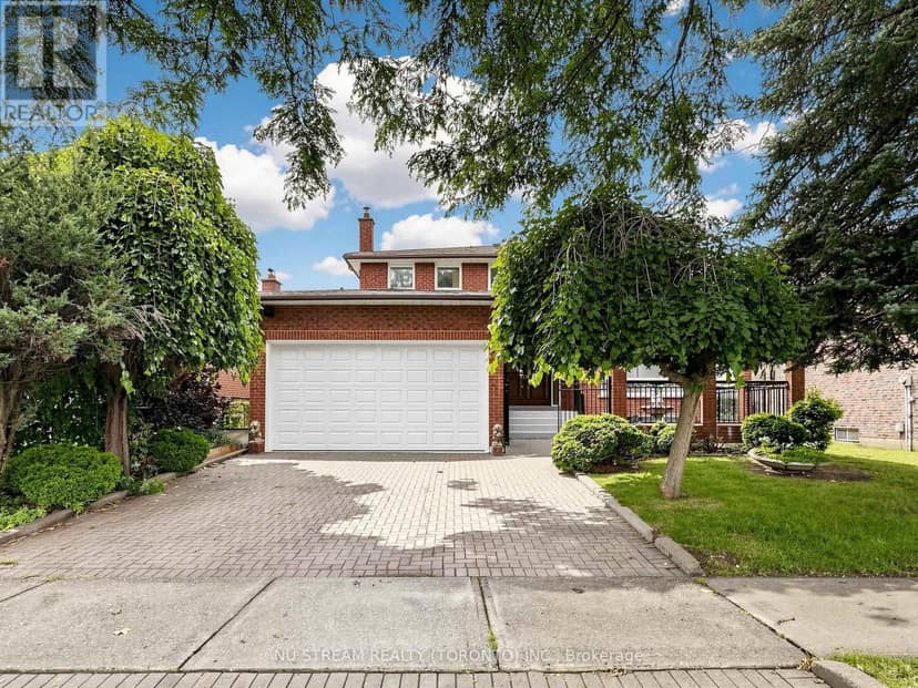 117 Ambercroft Boulevard, Toronto
