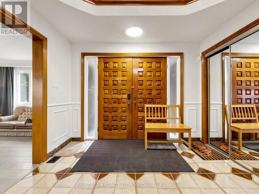 117 Ambercroft Boulevard, Toronto, photo 5