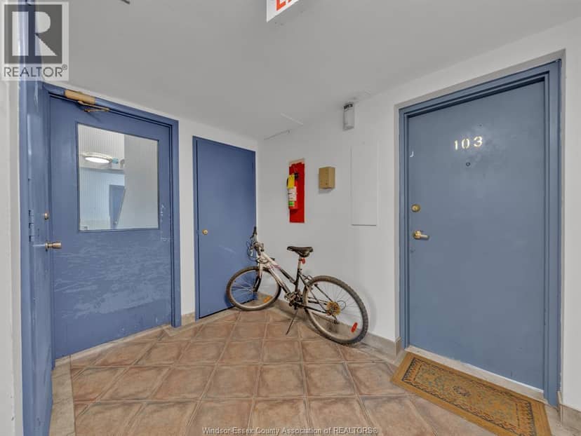531 Mill Street, Windsor, photo 7