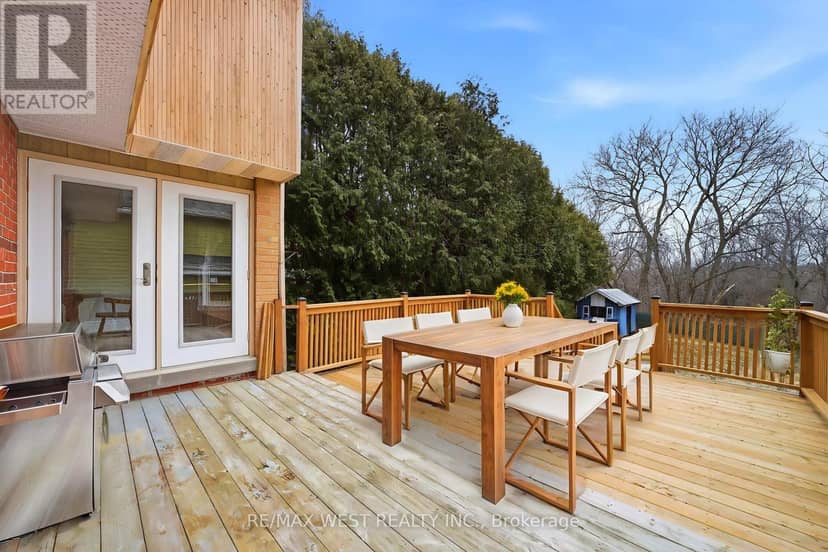 15637 McLaughlin Road — photo 10 of 12