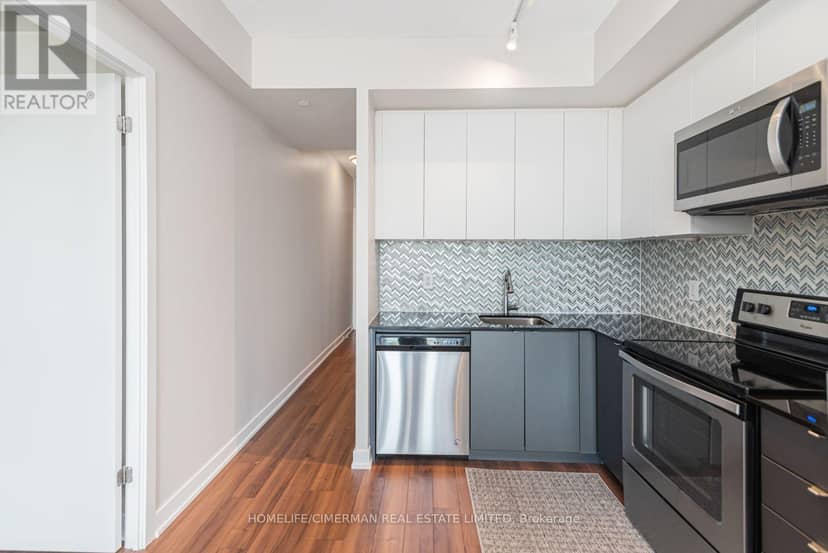 B608 - 5240 Dundas Street — photo 11 of 40