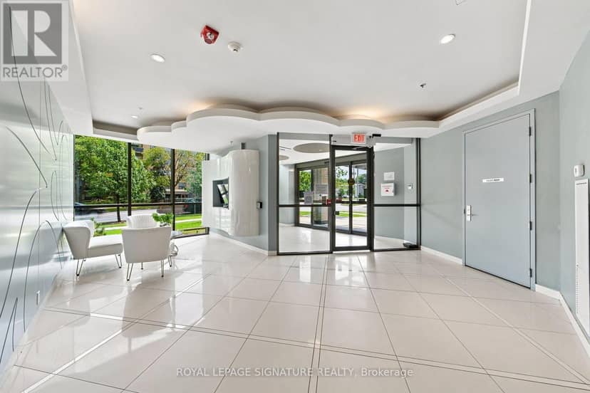 417 - 80 Esther Lorrie Drive — photo 36 of 40