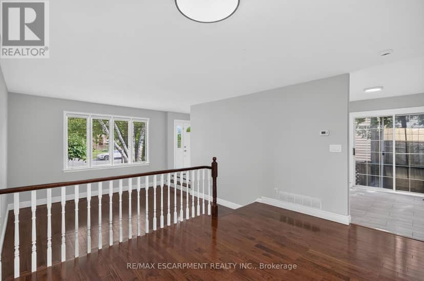 3401 Rockwood Drive — photo 11 of 32