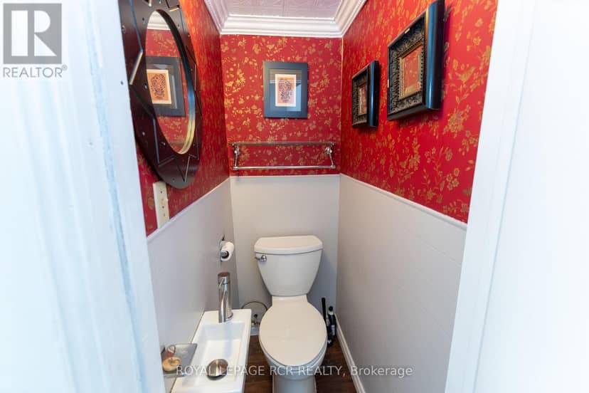 598323 2nd Line W — photo 28 of 29