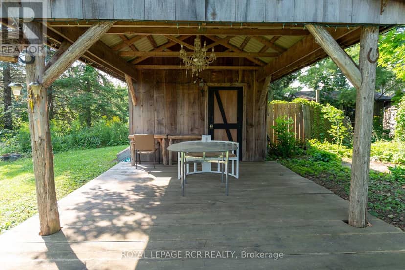 598323 2nd Line W — photo 9 of 29