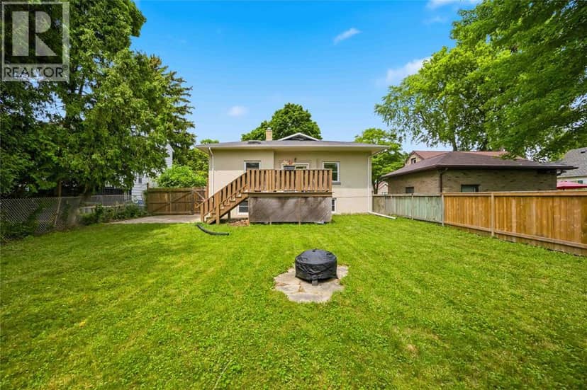 751 Ross Avenue — photo 8 of 40