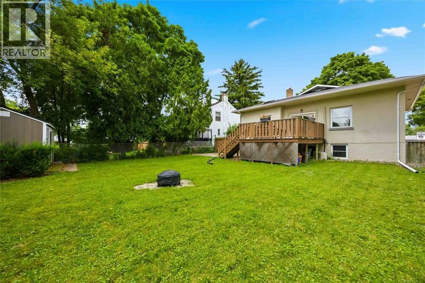 751 Ross Avenue — photo 9 of 40