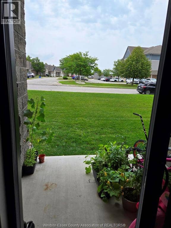2550 SANDWICH WEST PARKWAY Unit# 108 — photo 11 of 19