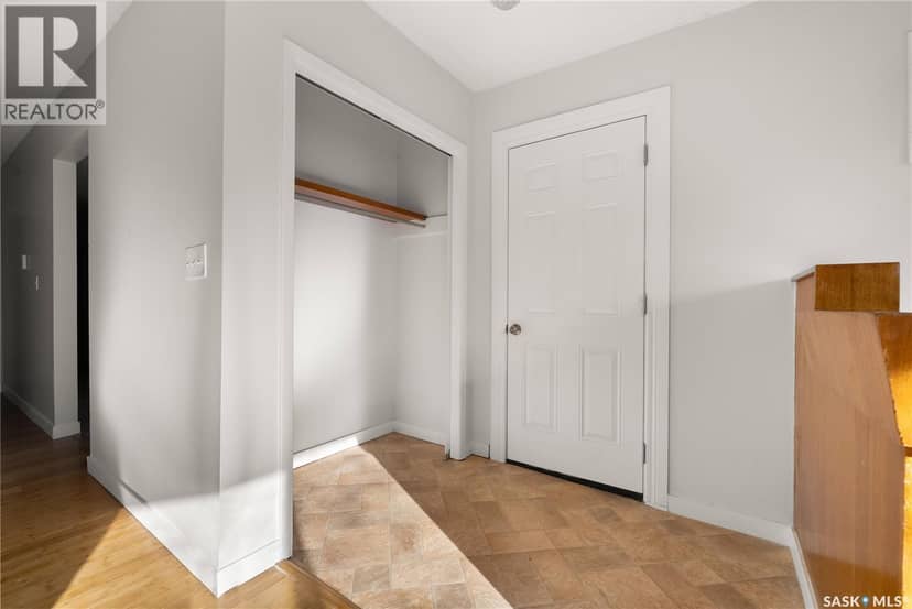 416 Souris AVENUE — photo 3 of 34