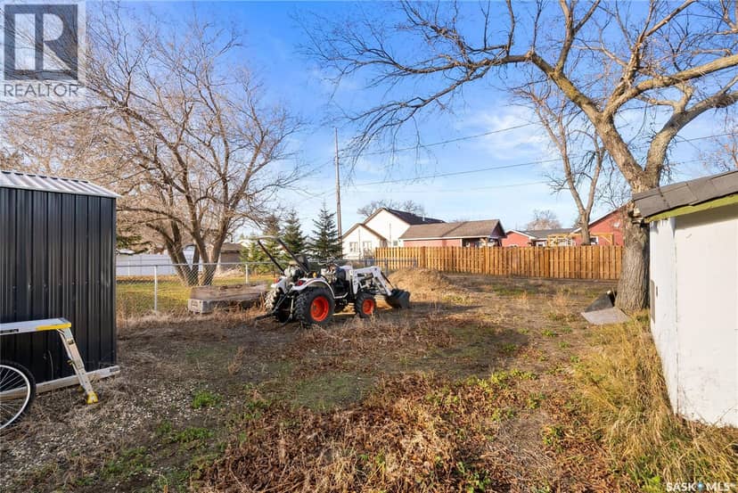 416 Souris AVENUE — photo 32 of 34