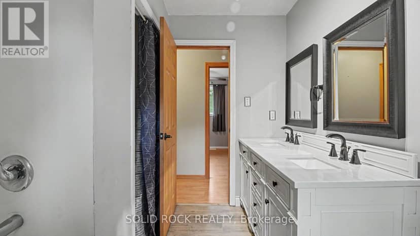 1372 Village Road — photo 18 of 40