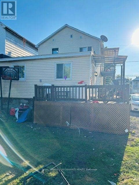 221-221A - 221 St Felix Street — photo 17 of 18