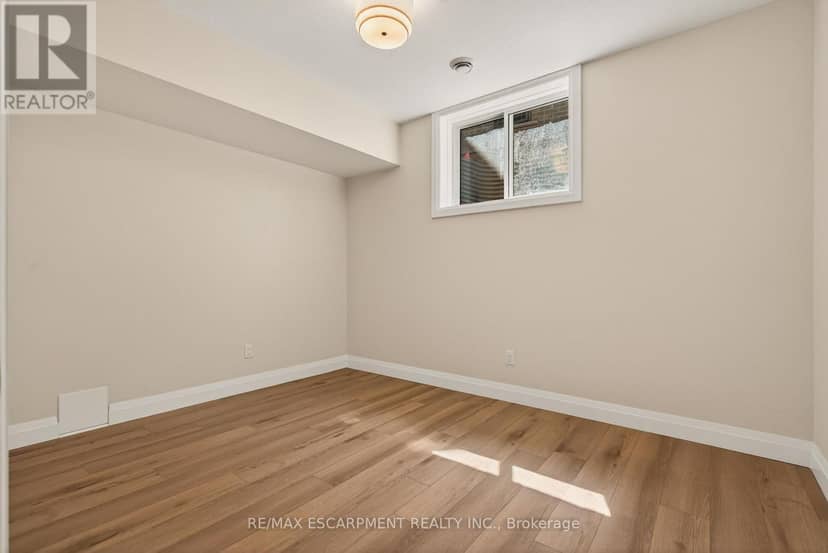 108 St. Michael's Street — photo 13 of 32