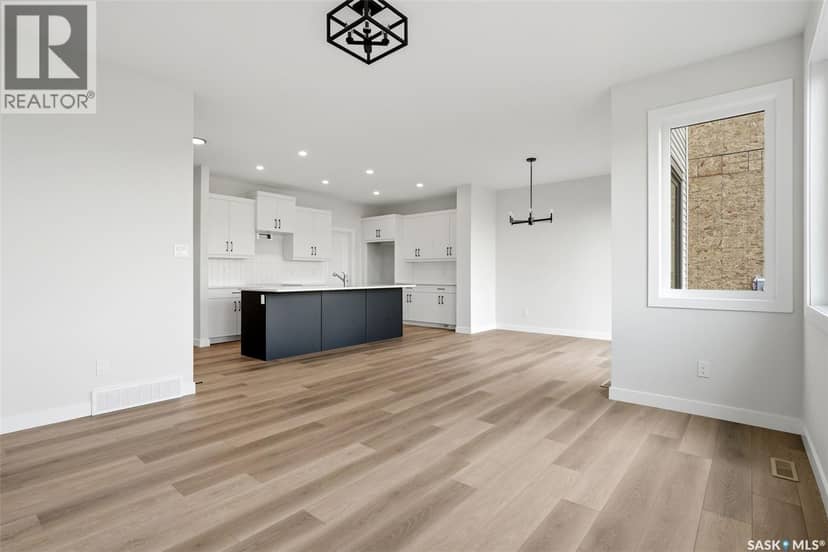 3148 Favel DRIVE — photo 9 of 40