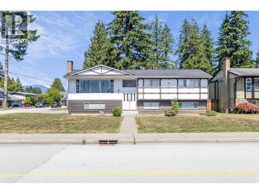 1189 BRISBANE AVENUE, Coquitlam