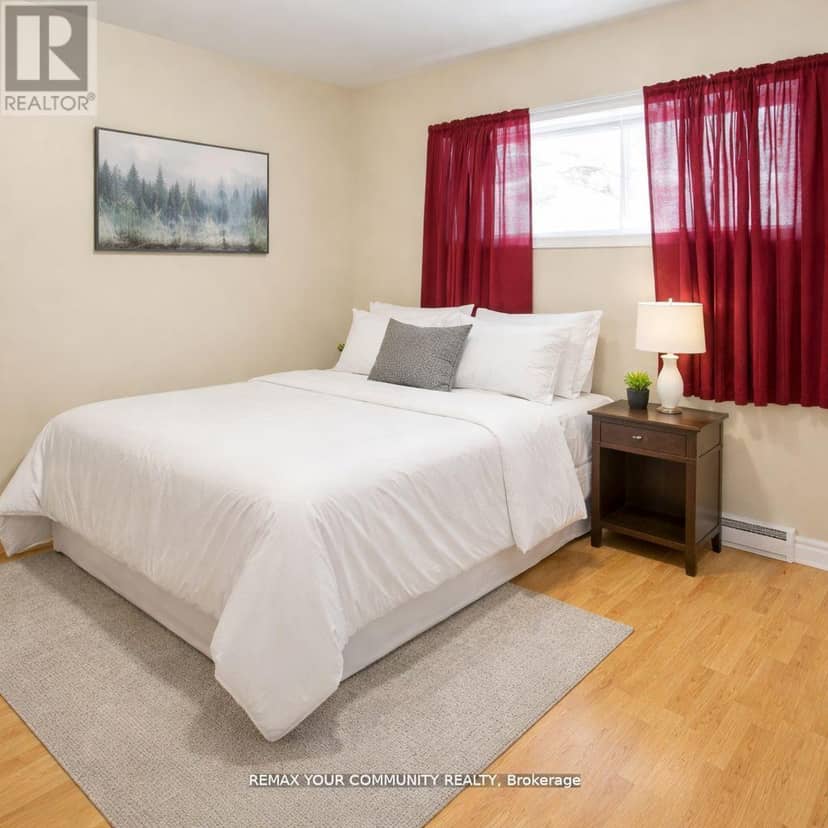 3414 Lee Avenue — photo 10 of 16